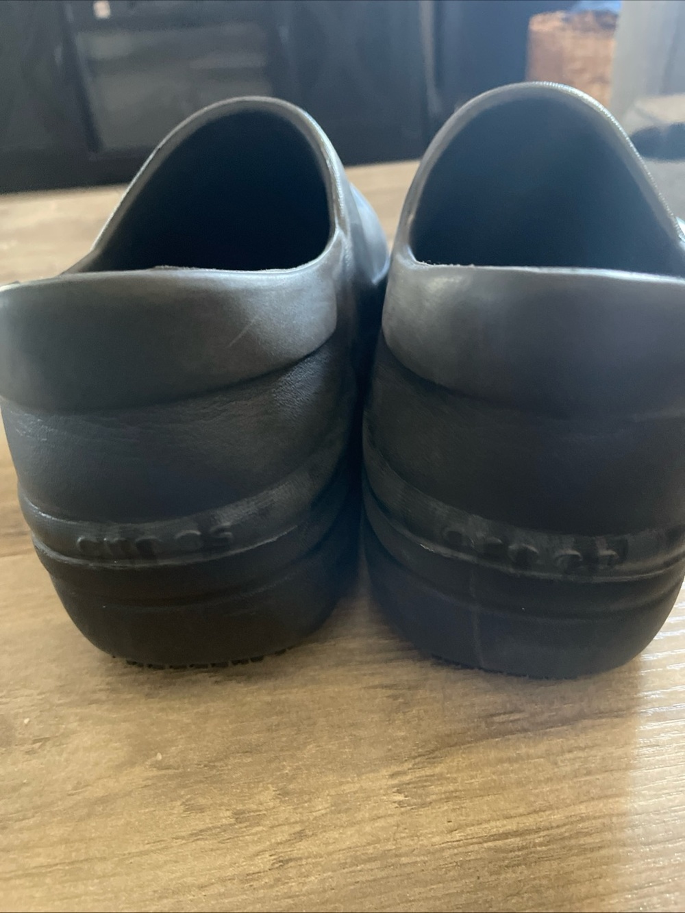 Crocs Neria Pro 11 Black gray cheetah print medical healthcare clogs women’s 9 - Picture 5 of 10